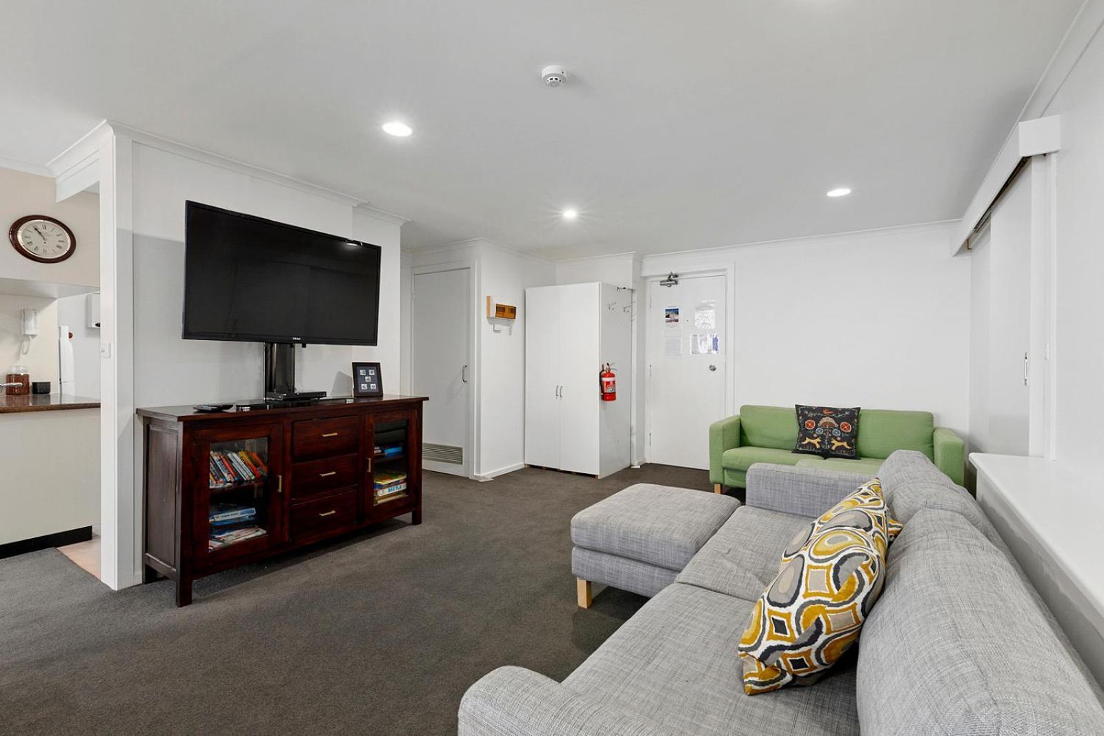 Chalet Apartments - Mt Buller Apartment Rentals Mount Buller Ruang foto